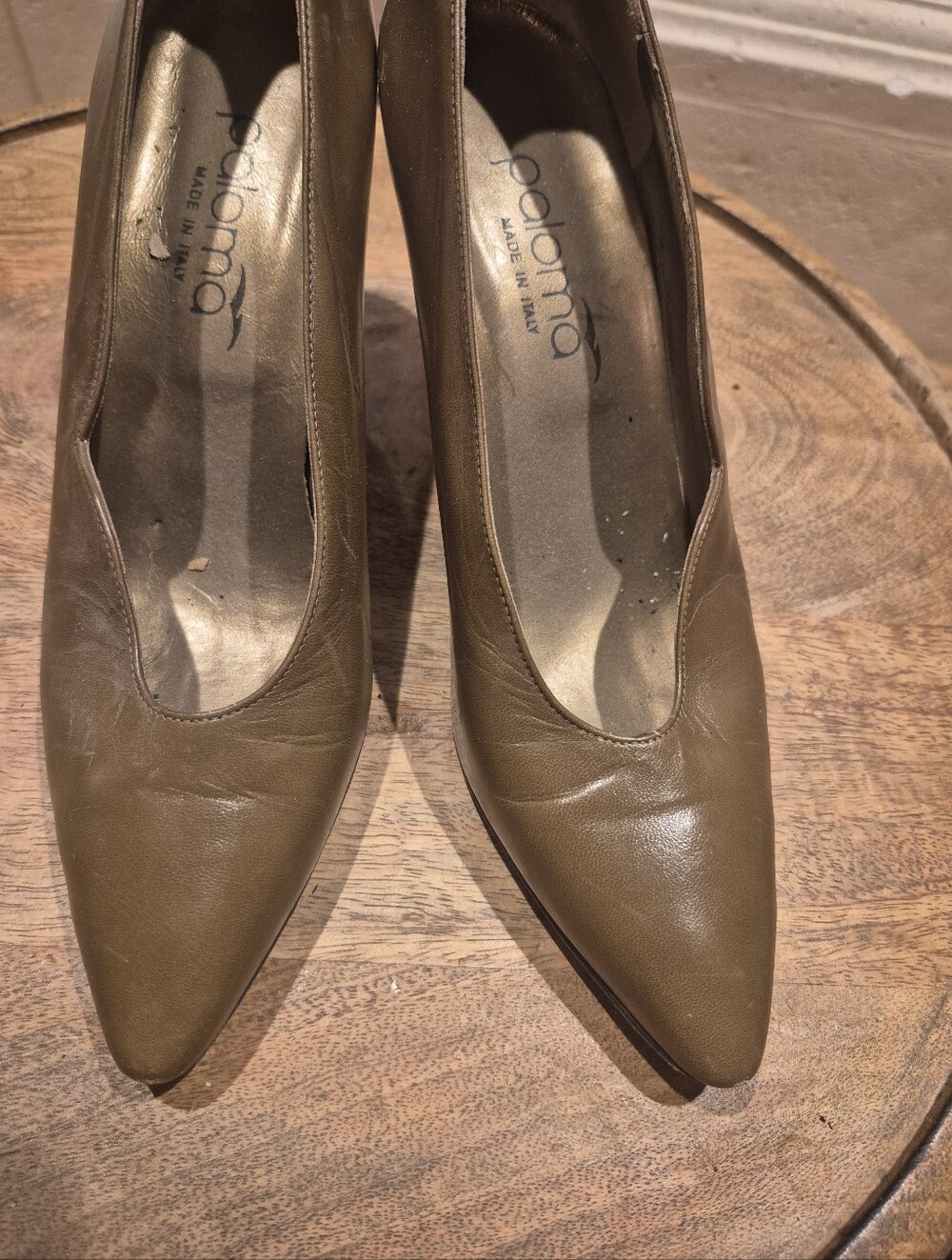Vontage Brown Leather Pointed-Toe Pumps